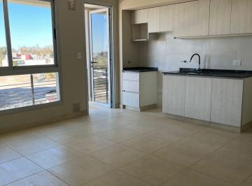 Departamento de 3 ambientes, Godoy Cruz · Departamento de Categoria en Venta.