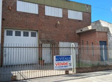 Bodega-Galpón de 4 ambientes, Morón · Galpon con Entrada Para Camiones - El Palomar