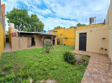 Casa · 134m² · 6 Ambientes · 2 Cocheras · Venta · Casa · 3 Dorm. · 2 Cocheras · Apta Credito
