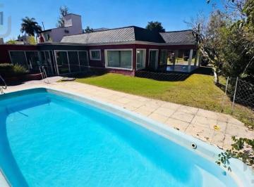 Piscina y jardín · Venta Casa 4 Ambientes Lote de 1.000 m² Pileta Barrio Banco Provincia Moreno