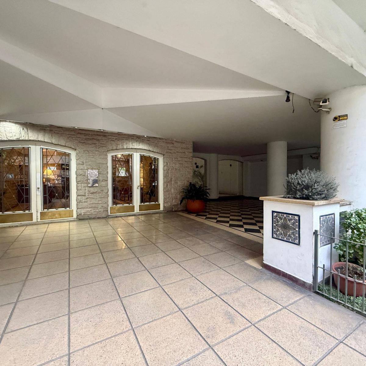 Departamento de 2 ambientes en alquiler por 24 meses — Avenida Colón 2268
