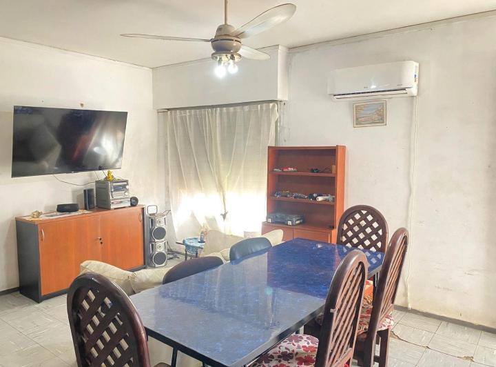 Casa · 78m² · 5 Ambientes · 1 Cochera