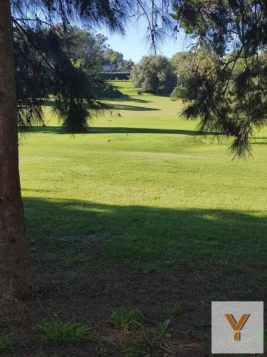 Terreno en venta ubicado sobre calle Victor e/ Calle Juana y Calle Martin