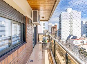 Departamento · 90m² · 4 Ambientes · Venta Departamento 4ambientes en Avellaneda Centr0