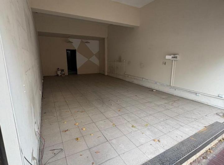 Local comercial · 71m² · 3 Ambientes