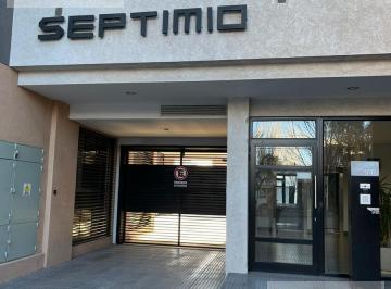 Departamento · 226m² · 7 Ambientes · 2 Cocheras · Vendo Piso 4 Dorm. en Cipolletti - Zona Centro
