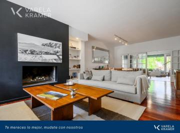 Casa · 363m² · 7 Ambientes · 2 Cocheras · Casa en Venta en Martínez Vías a Libertador
