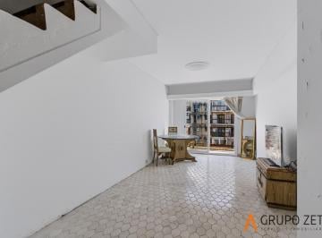 Departamento · 71m² · 3 Ambientes · Venta Duplex 3 Ambientes en Balvanera. Piso Alto. Muy Luminoso. 81 m²