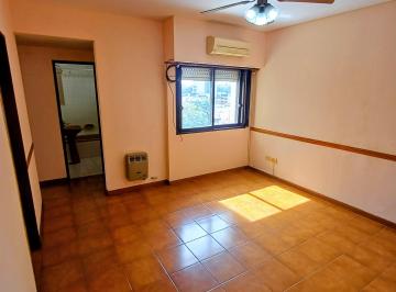 Departamento de 2 ambientes, Liniers · Depto. 2 Ambientes Muy Amplios y Luminosos Pleno Centro de Liniers