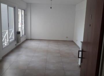 Departamento de 1 ambiente, Almagro · Monoambiente a m Av La Plata y Rivadavia - Super Luminoso - Lavadero - Cocina y Termotanque a Gas