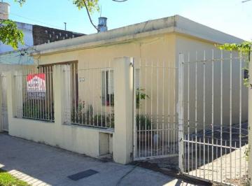 Casa · 60m² · 4 Ambientes · Casa Chalet en Venta en Virreyes, San Fernando, G. B. a. Zona Norte