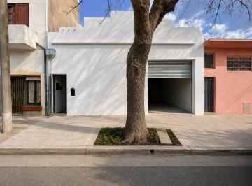 Bodega-Galpón , Mar del Plata · Galpón en Alquiler Barrio Don Bosco Mar del Plata, 368 m² con Fondo Libre