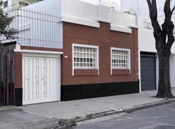 Casa · 80m² · 4 Ambientes · 1 Cochera · Venta de Casa en Saavedra Excelente Ubicacion