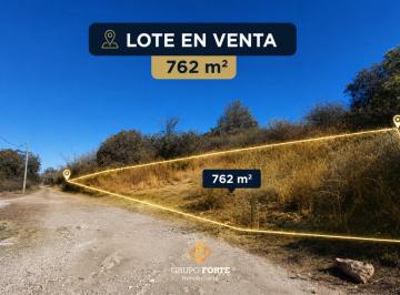 Terreno · 762m² · Lote en Venta en Villa Parque Siquiman