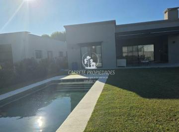Casa de 4 ambientes, Pilar · Imperdible Casa en Venta 4 Ambientes y Pileta. Barrio Santa Elena. Pilar del Este