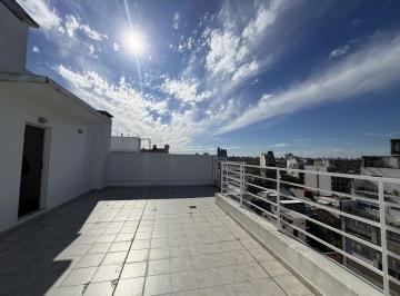 Departamento · 40m² · 2 Ambientes · 1 Cochera · Depto 2 Amb con Terraza Propia y Cochera