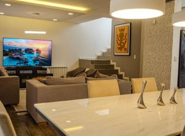 Casa de 8 ambientes, Córdoba · Casa Patio 3 Dorm. en Venta en Altos de Manantiales