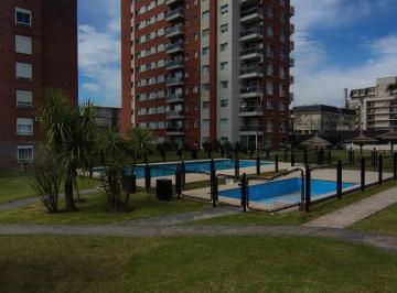 Departamento · 67m² · 3 Ambientes · 1 Cochera · Exclusivo 3 Ambientes con Cochera en Condominio Cerrado – Barrio Parque Bernal