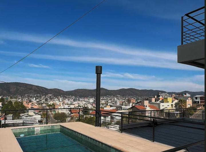Casa · 524m² · 3 Dormitorios · 3 Cocheras