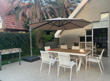 Casa de 5 ambientes, Esteban Echeverría · Casa con Pileta y Parrilla de Dos Plantas en El Sosiego en Venta