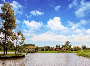 Terreno · 618m² · Venta Lote 600 m² en Fincas de San Vicente Laguna con Vista a La Laguna