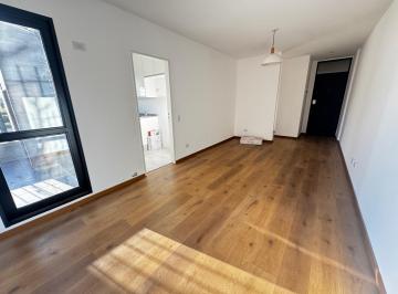 Departamento · 65m² · 3 Ambientes · Departamento de Dos Dorm. con Cochera