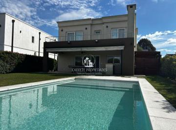 Casa de 4 ambientes, Pilar · Casa en Alquiler Amoblada de 4 Ambientes y Pileta. Barrio San Ramiro. Pilar del Este.