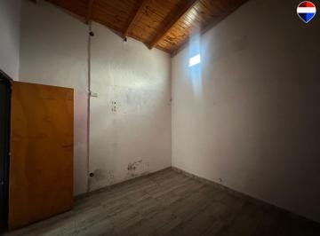 Casa · 250m² · 6 Ambientes · Venta Casa Multifamiliar Lanus Este