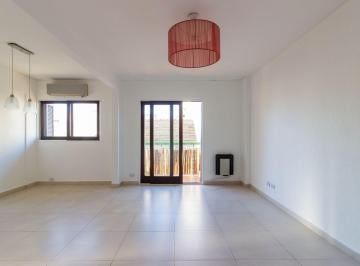 Departamento · 70m² · 4 Ambientes · 1 Cochera · Alquilo Dpto 3 Amb con Cochera La Lucila