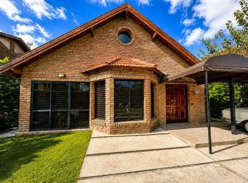 Casa de 4 ambientes, Esteban Echeverría · Casa en Venta en El Sosiego