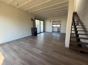 Casa · 110m² · 4 Ambientes · 2 Cocheras · Alquiler Casa 3 Dorm. Cochera Carrasco Norte