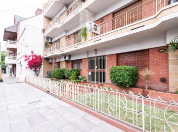 Departamento de 3 ambientes, Lanús · PH / Departamento / Semipiso en Planta Baja de 3 Ambientes Al Frente en Venta en Valentín Alsina