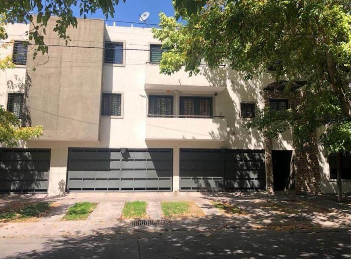 Departamento · 55m² · 3 Ambientes · 1 Cochera