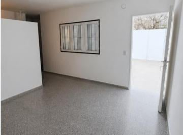 Departamento de 2 ambientes, Córdoba · Alquilo Departamento en Barrio Villa Adela