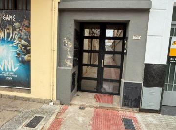 Departamento de 2 ambientes, Ciudad de Santa Fe · Vendo Casa Interna en Pleno Macrocentro de Santa Fe Oportunidad