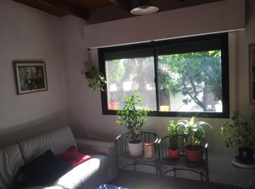 Departamento Alquiler 80m² de 2 ambientes · Pichincha Ubicacion Privilegiada Piso Escalera Frente Luminoso