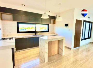 Casa · 79m² · 3 Ambientes · Casa a Estrenar en Venta Eko Distrito Cerrillos