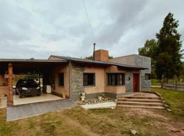 Casa de 8 ambientes, Ciudad de Santa Fe · Espectacular Casa en Venta Colastine Norte a 200 m de La Ruta