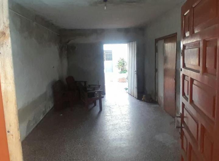 Casa · 70m² · 5 Ambientes · 1 Cochera