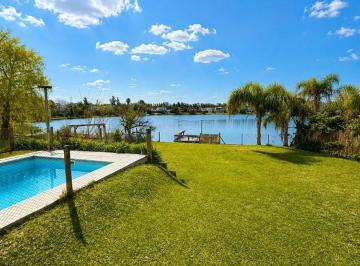 Casa · 248m² · 4 Ambientes · 1 Cochera · Casa en Alquiler en Altamira, Rincón de Milberg, Tigre