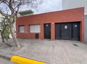 Casa · 88m² · 4 Ambientes · 1 Cochera · Venta Casa 4 Ambientes Cochera Villa Santa Rita