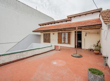 Casa · 115m² · 4 Ambientes · Venta Casa 3 Ambientes Quilmes