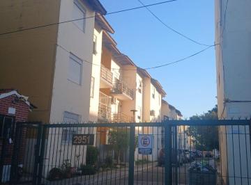 Departamento de 4 ambientes, Quilmes · Departamento en Primer Piso por Escalera.