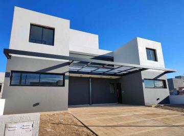 Casa · 88m² · 3 Ambientes · 1 Cochera · Venta Duplex 2 Dorm. a Estrenar en Docta