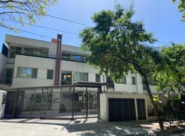 Casa · 220m² · 7 Ambientes · 2 Cocheras · Alquiler de Casa en Condominio, 3 Suites y Dependencia!