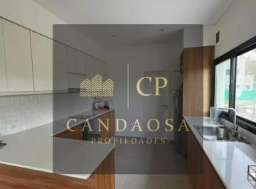 Casa · 140m² · 4 Ambientes · 2 Cocheras · Casa Interna 4 Ambientes en Barrio Santa Sofia