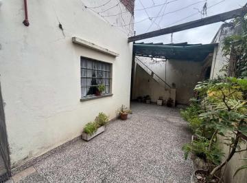 PH · 90m² · 4 Ambientes · 1 Cochera · PH 3 Amb Caseros C/ Patio y Terraza - Apto Credito