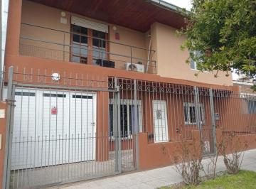 Casa · 227m² · 6 Ambientes · 2 Cocheras · Casa 3 Ambientes Mas Departamento de 3 Ambientes - 1 Cuadra de Edison