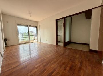 Departamento · 39m² · 2 Ambientes · Alquiler 2 Ambientes con Vista Abierta Sobre Boulevard San Isidro