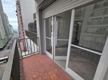 Departamento de 3 ambientes, Mar del Plata · En Alquiler 24 Meses. Departamento de Tres Ambientes a La Calle - Mar del Plata